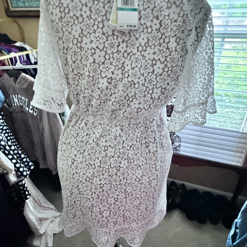 Michael Kors Dress 🤍❤️ - Picture 3 of 5